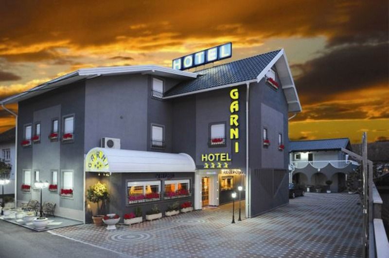 Hotel Garny Pleso Velika Gorica Bagian luar foto