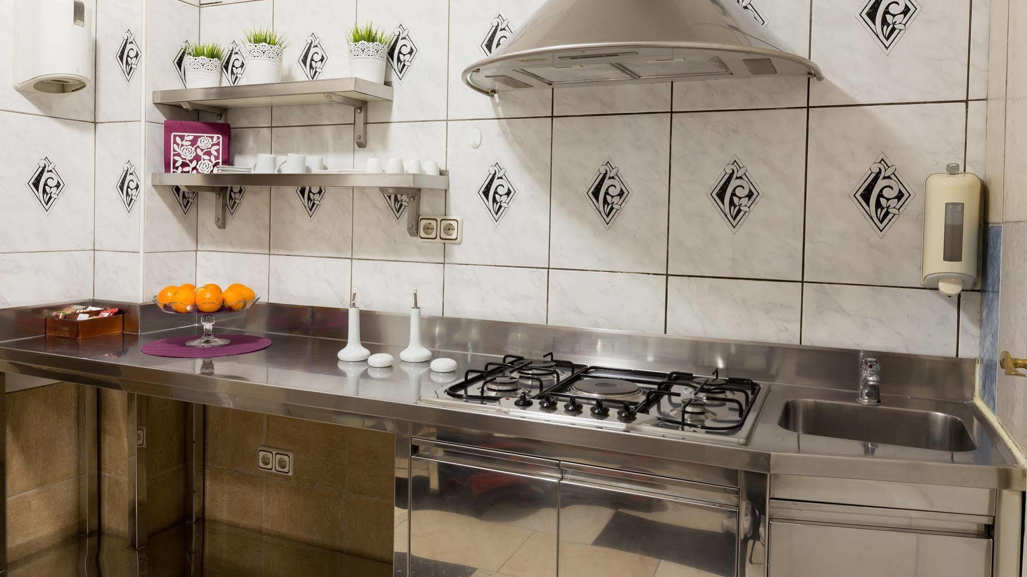 Hotel Garny Pleso Velika Gorica Bagian luar foto