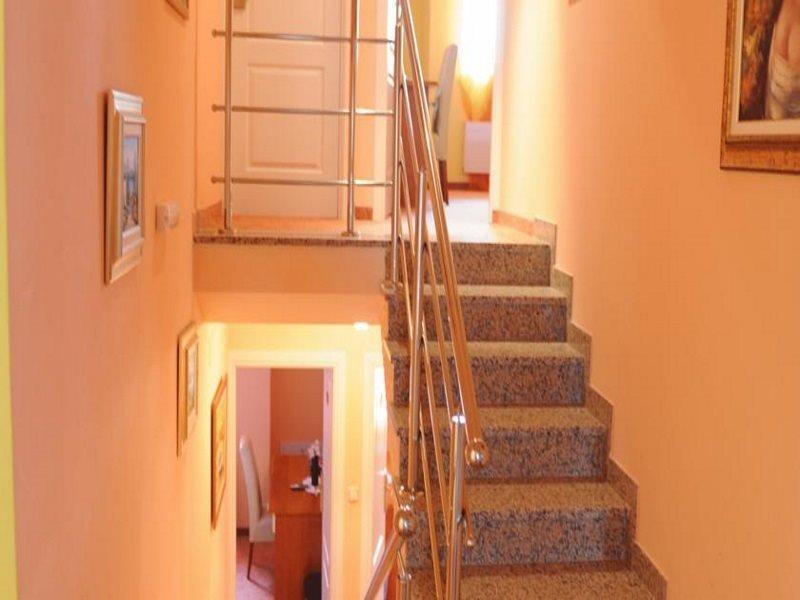 Hotel Garny Pleso Velika Gorica Bagian luar foto